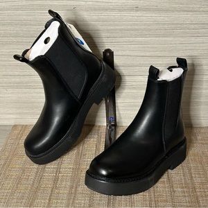Demi, Chelsea boots-black